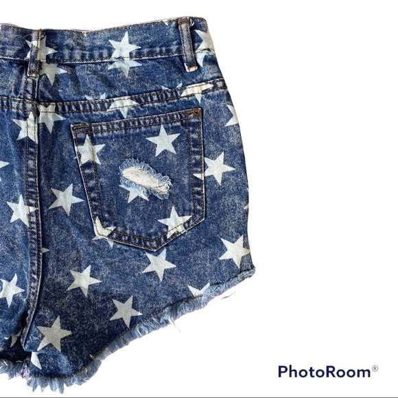 Size 5. Shorts.​ - Picture 5 of 9